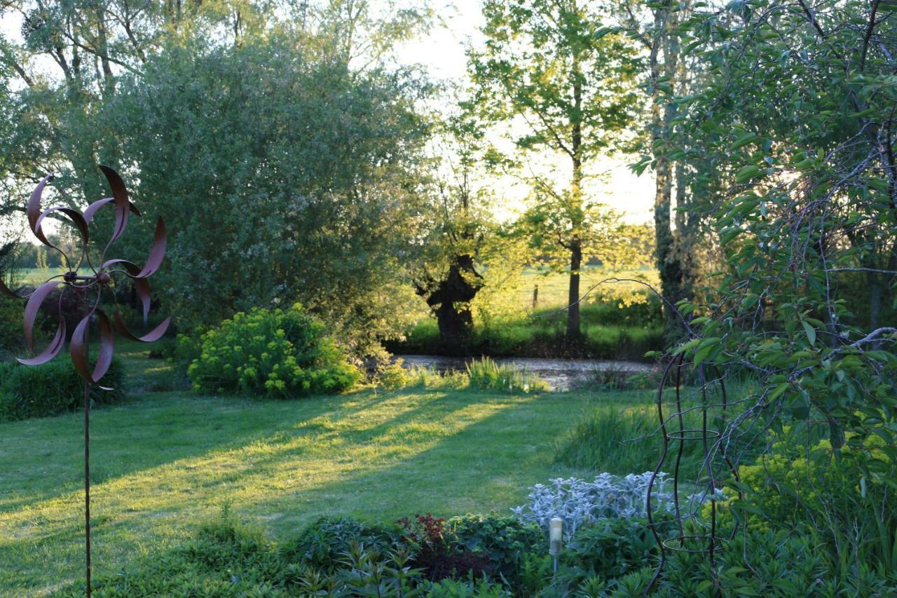 La Chapelle-Montligeon Le Bourgis B&B 외부 사진