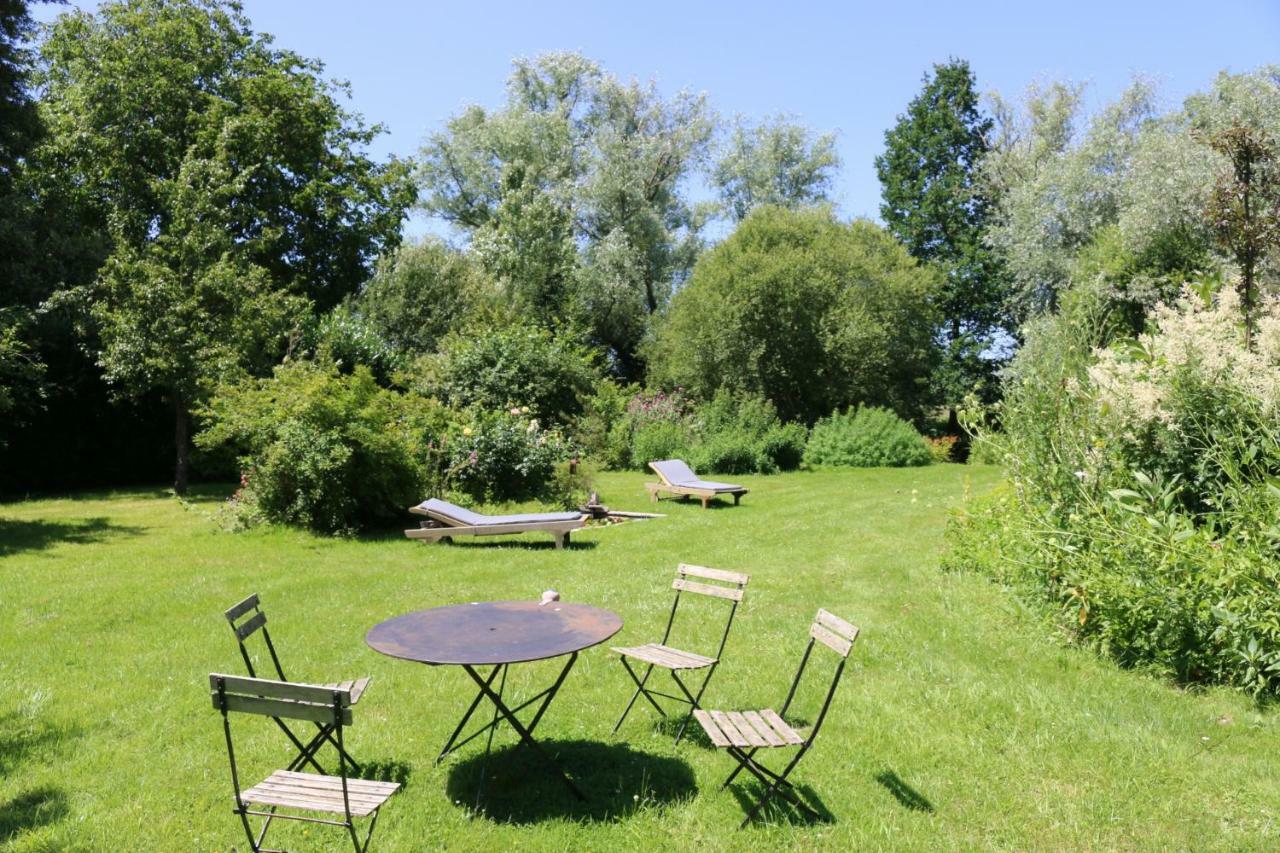 La Chapelle-Montligeon Le Bourgis B&B 외부 사진